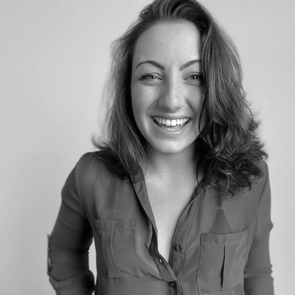 Meet your Posher, Kira